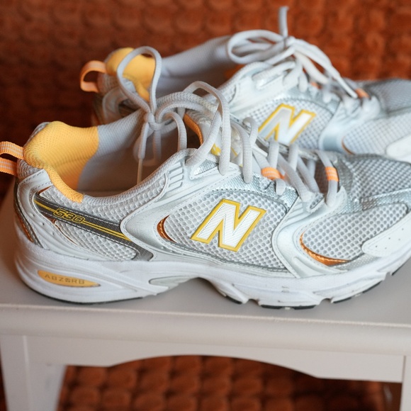 New Balance Sneakers - Picture 2 of 3